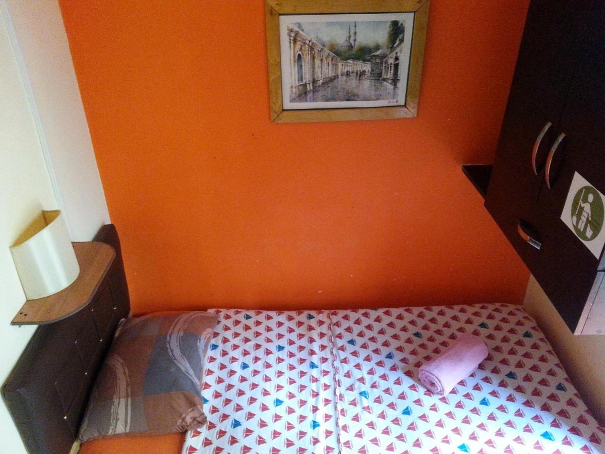 Taxim Hostel (Adults Only) Istanbul Exteriör bild