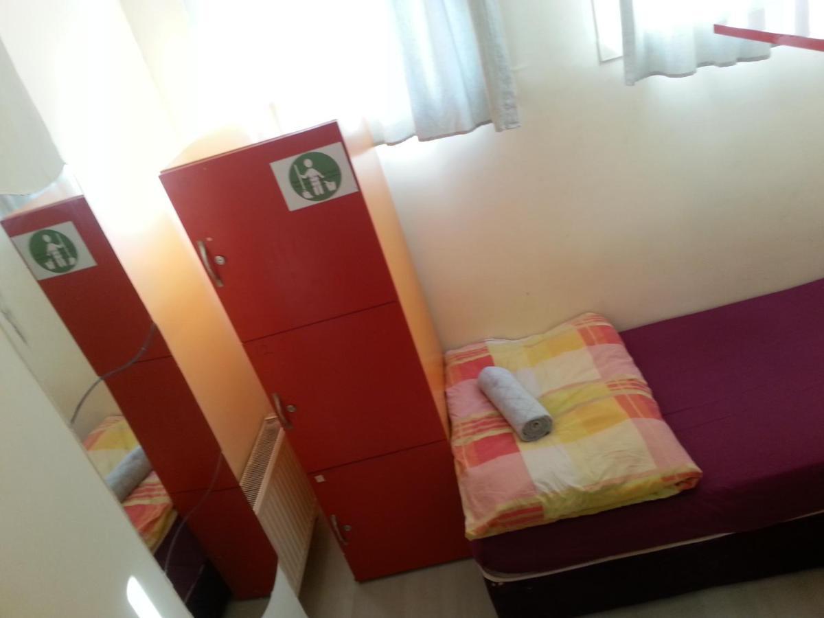 Taxim Hostel (Adults Only) Istanbul Exteriör bild